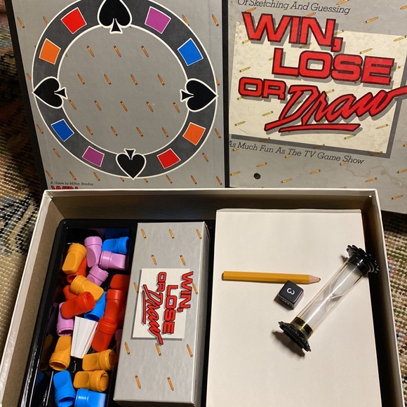 Win, Lose or Draw Game! VINTAGE, All pieces! - Picture 3 of 6